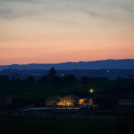 Cozzo Del Parroco - Ospitalita Tra I Vigneti Granelli